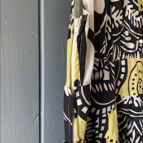 ModCloth dress- perfect condition! Size Medium - Picture 6 of 6